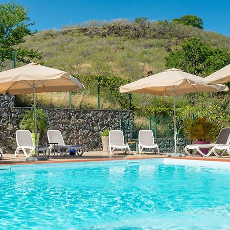 Tama Hotel Saint-Gilles-les Bains Kültér fotó