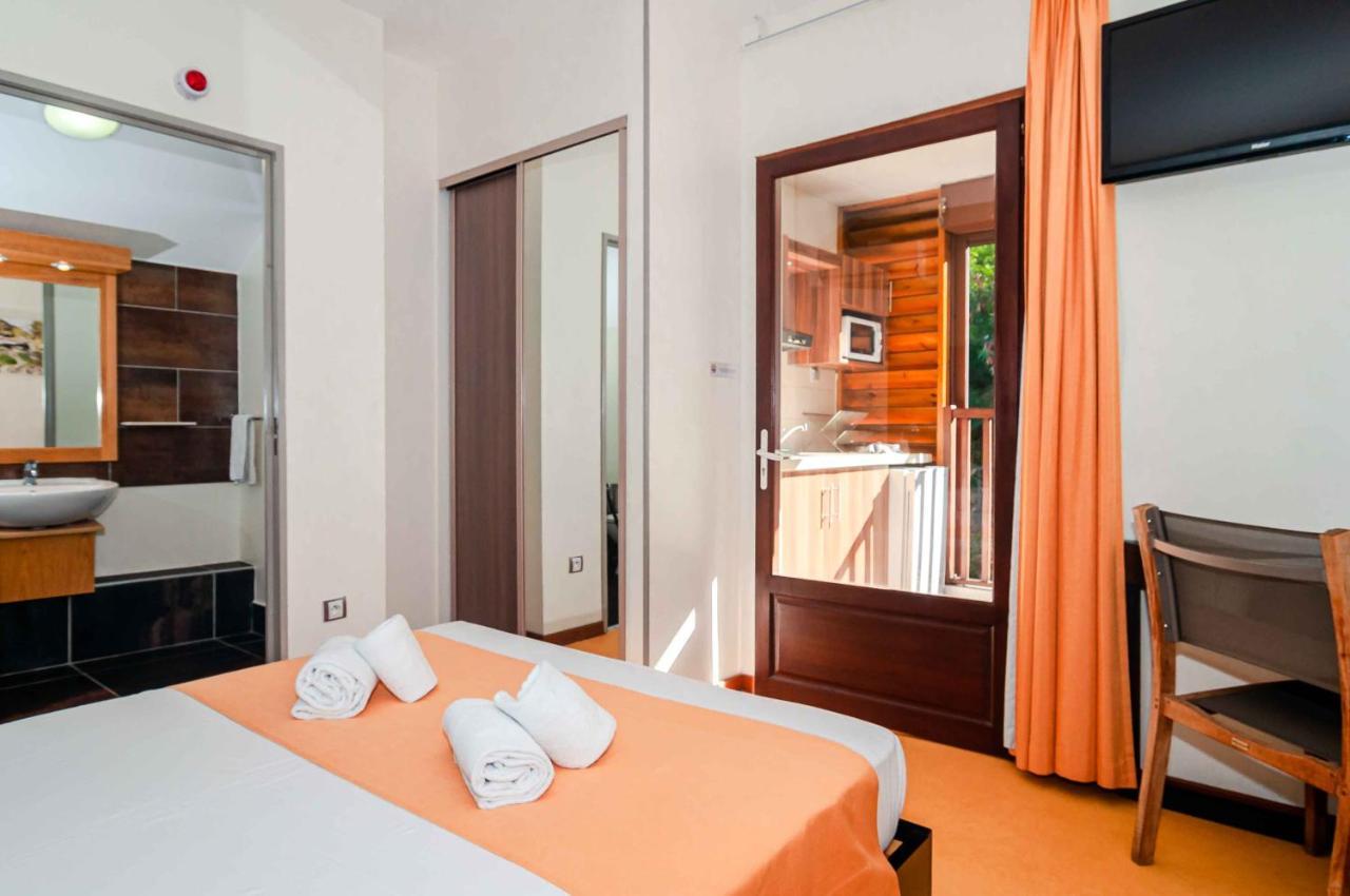 Tama Hotel Saint-Gilles-les Bains Kültér fotó