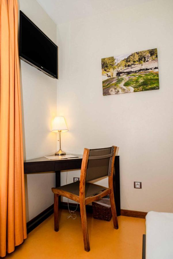 Tama Hotel Saint-Gilles-les Bains Kültér fotó