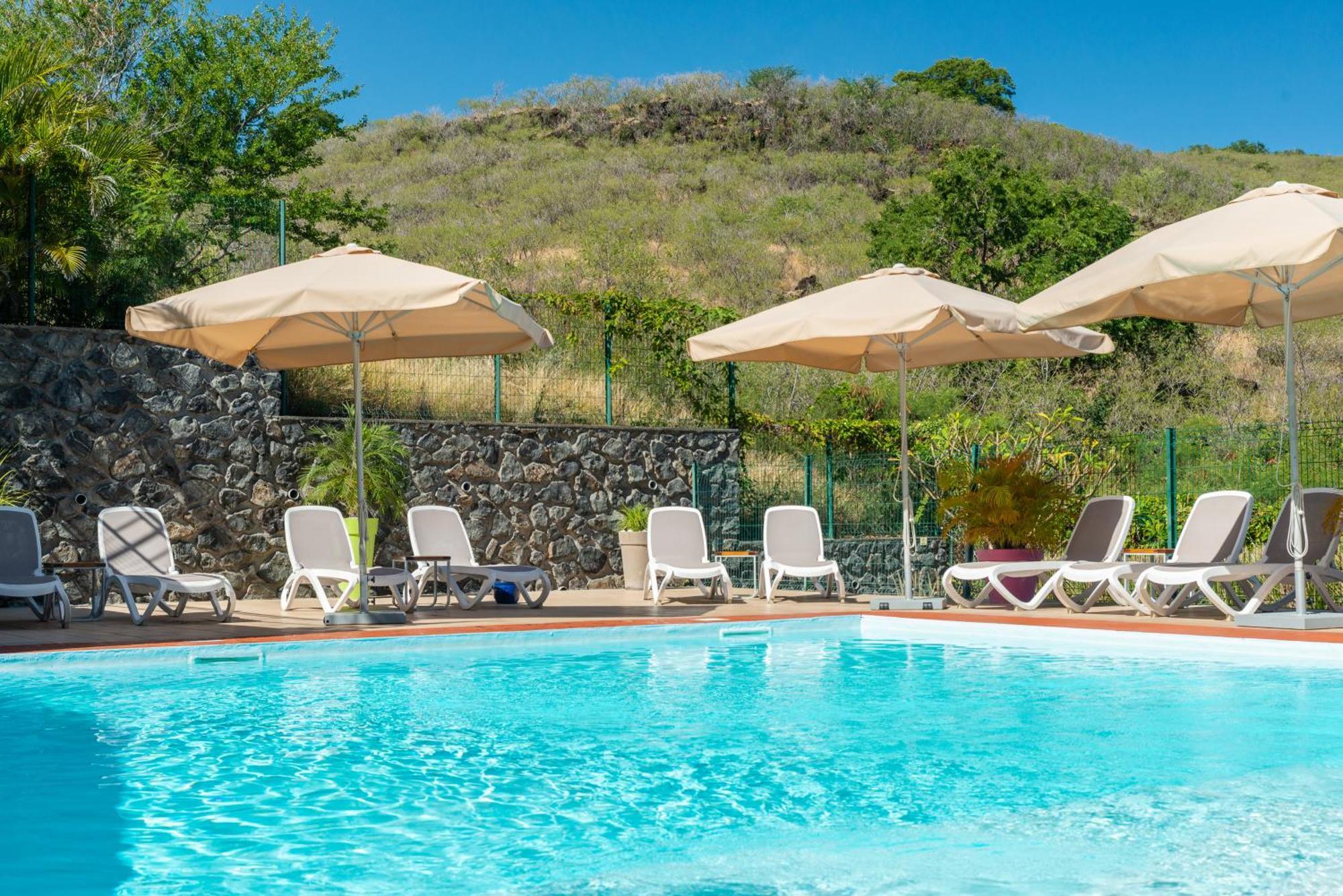 Tama Hotel Saint-Gilles-les Bains Kültér fotó