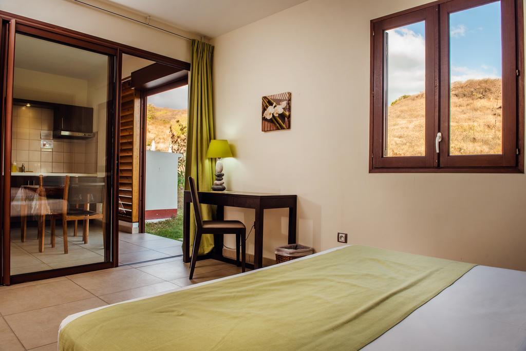 Tama Hotel Saint-Gilles-les Bains Kültér fotó