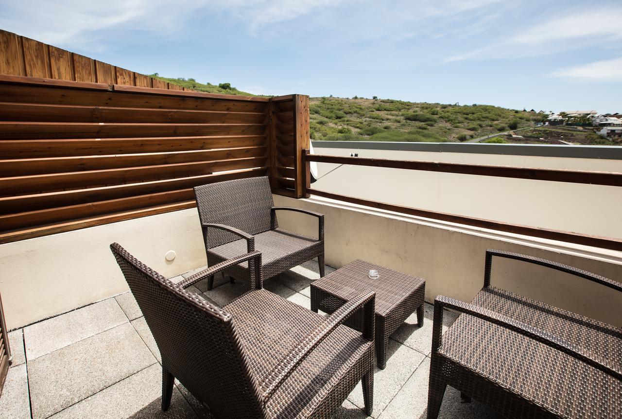 Tama Hotel Saint-Gilles-les Bains Kültér fotó