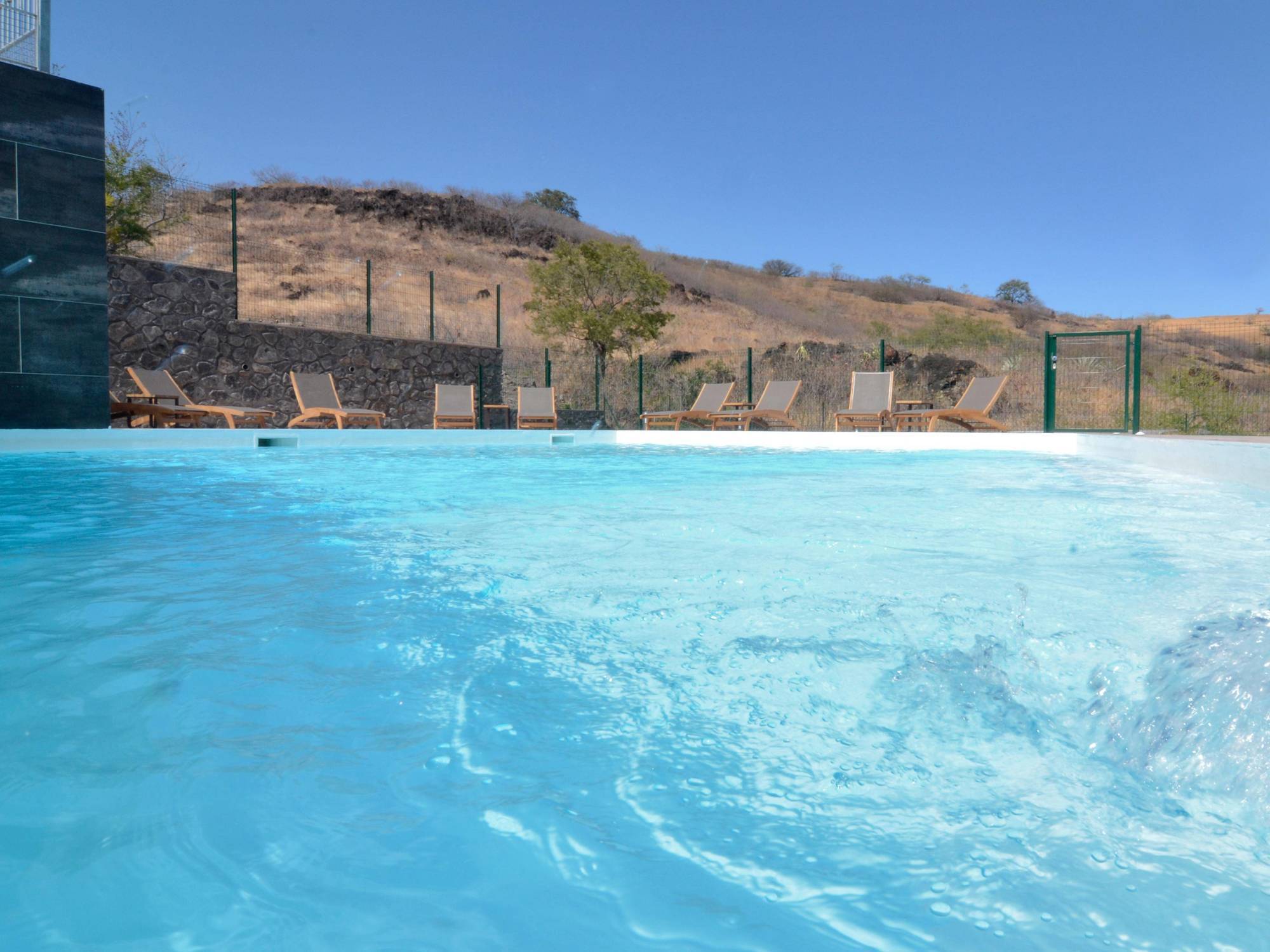 Tama Hotel Saint-Gilles-les Bains Kültér fotó