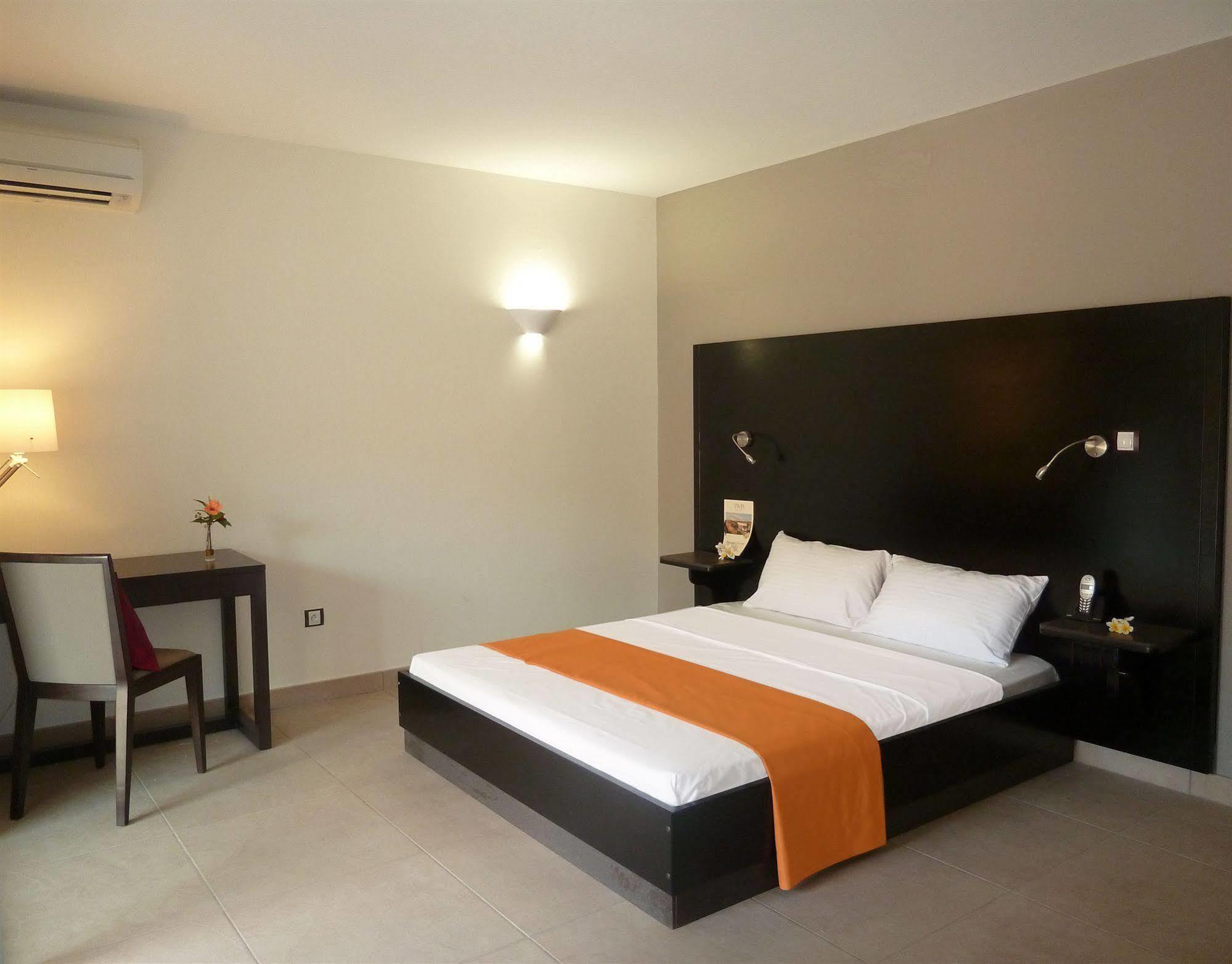 Tama Hotel Saint-Gilles-les Bains Kültér fotó